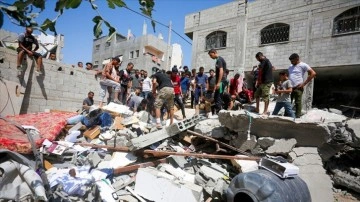 İsrail'in gece boyu Gazze'ye düzenlediği saldırılarda çok sayıda kişi öldü