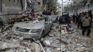 İsrail'in Refah'a düzenlediği saldırılarda onlarca kişi öldürüldü