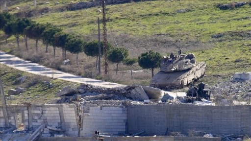 İsrailli general, ordunun Lübnan'dan ateşkes anlaşmasında öngörülen sürede çekilmeyeceğini söyledi