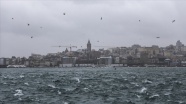 İstanbul'da fırtına ve yağış etkisini sürdürüyor