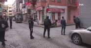İstanbul&#039;da gece kulübündeki silahlı kişiler polisi alarma geçirdi