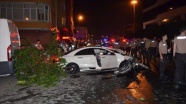İstanbul'da polisten kaçan sürücü yayaların arasına daldı
