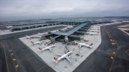 İstanbul'da uçaklar ortalama 143 yolcuyla iniş kalkış yaptı