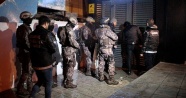 İstanbul’da uyuşturucu tacirlerine narkotik operasyonu: 40 gözaltı