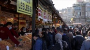 İstanbul&#039;da yılbaşı öncesi alışveriş hareketliliği yaşanıyor
