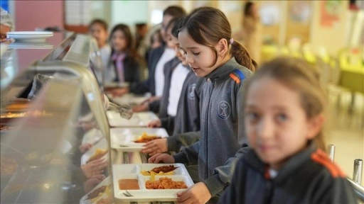 İstanbul'daki 213 okulda sağlıklı beslenme ve egzersizle obeziteyle mücadele ediliyor