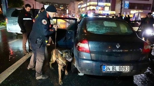 İstanbul Emniyet Müdürü Yıldız, Eyüpsultan ve Gaziosmanpaşa'daki asayiş uygulamasını denetledi