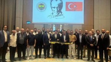 İstanbul Fenerbahçeliler Derneği, gazetecilerle yemekte buluştu