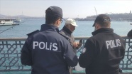 İstanbul polisinden vatandaşlara &#039;Zaruri olmadıkça dışarı çıkmayın&#039; uyarısı