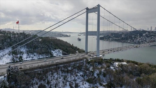 İstanbul Valiliğinden "kuvvetli buzlanma ve don" uyarısı