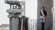 İtalya Kovid-19 kurbanları için yas tutuyor