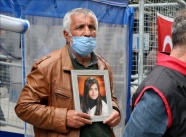 İzmir&#039;de evlat nöbeti tutan babadan, çadırlarının kaldırılmasını isteyen HDP&#039;lilere tepki