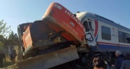 İzmir’de feci tren kazası: 5 yaralı