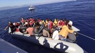 İzmir&#039;de Türk kara sularına geri itilen 44 sığınmacı kurtarıldı