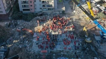 İzmir depreminde yıkılan Rıza Bey Apartmanı'na ilişkin davada inşaatta çalışan işçiler belirlen