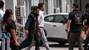 İzmir'de 2 kişinin akıma kapılarak ölümüne ilişkin gözaltına alınan 10 şüpheli adliyede