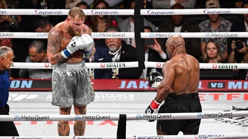 Jake Paul, ağır sıklet boks müsabakasında Mike Tyson'ı mağlup etti