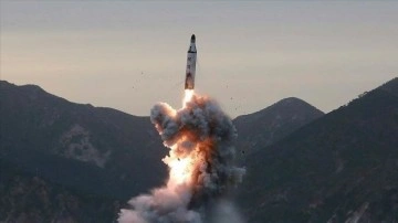 Japonya, füze geliştiren ve deneyen Kuzey Kore'ye yaptırım listesini genişletti