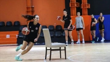 Kadrosunu yenileyen İlkem Yapı Tarsusspor sezona play-off hedefiyle başlayacak