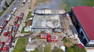 Kahramanmaraş'ta mobilya fabrikasında çıkan yangın kontrol altına alındı