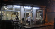 Kahvehane önünde silahlı saldırı: 1 yaralı