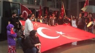 Kanada&#039;daki Türklerden Merkel&#039;e tepki