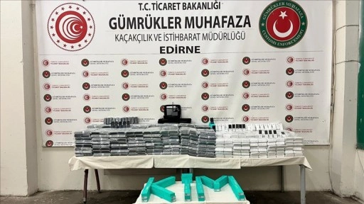 Kapıkule'de gümrük muhafaza ekipleri çok sayıda kaçakçılık girişimini önledi