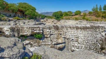 Karadağ'ın 'Niagara Şelalesi' kurudu