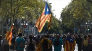 Katalonya İspanya genel seçimlerinin güvenliğini tehdit ediyor
