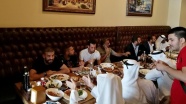 Katar'daki Türk restoranı Barcelona yıldızlarını ağırladı