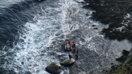 Kayalıklarda mahsur kalan balıkçılar kurtarıldı