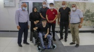 Kayseri'de kas hastası genç, Mehmetçik'in desteğiyle akülü araca kavuştu