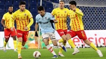Kayserispor, deplasmanda Başakşehir'i 3-2 mağlup etti