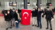 Kazakistan&#039;daki 161 Türk vatandaşı Türkiye&#039;ye hareket etti