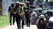 Keşmir'de Hint ordusunun açtığı ateşte 4 sivil öldü