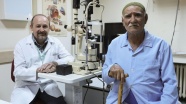 'Kombine göz ameliyatı' ile 11 yıl sonra görmeye başladı
