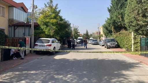 Konya'da yardım çağrısına giden polis, bıçakla yaralandı