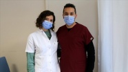 Koronavirüsü yenen doktor çift en çok kızları için üzüldü