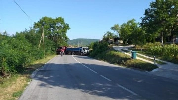 Kosova hükümeti, Sırp bölgesindeki barikatların kaldırılmasında ısrarcı