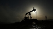 Kovid-19 nedeniyle petrol fiyatı 31 ayın en düşük seviyesinde