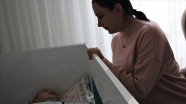 Kovid-19&#039;u yoğun bakımdaki tedaviyle atlatan hamile kadından aşı çağrısı