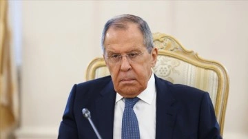 Lavrov, nükleer silahlara sahip bulunmanın dış tehditlere karşı tek yanıt olduğunu belirtti