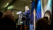 Le Pen'den otomotiv firmalarına uyarı