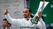 Lewis Hamilton, Michael Schumacher'in rekoruna ortak oldu