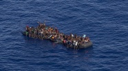 Libya'da 800 kaçak göçmen daha kurtarıldı