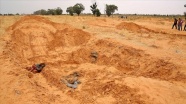 Libya'da Hafter milislerinden kurtarılan Terhune'de toplu mezarlar ortaya çıkıyor