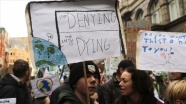 Londra'da on binlerce kişi iklim için yürüdü