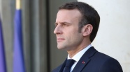 Macron ABD'nin Suriye'de asker bırakmasından memnun