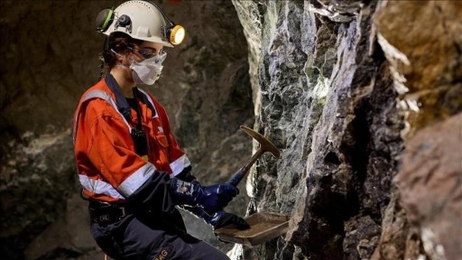 Madencilikte kadın iş gücü giderek artıyor