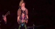 Şov yıldızı Madonna, Paris için ağladı!
